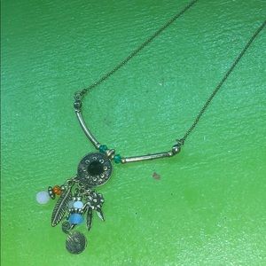 Gorgeous dreamcatcher necklace & earring set